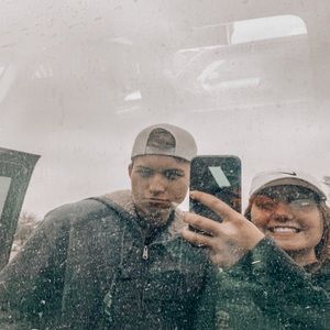 Meet your Posher, Ava